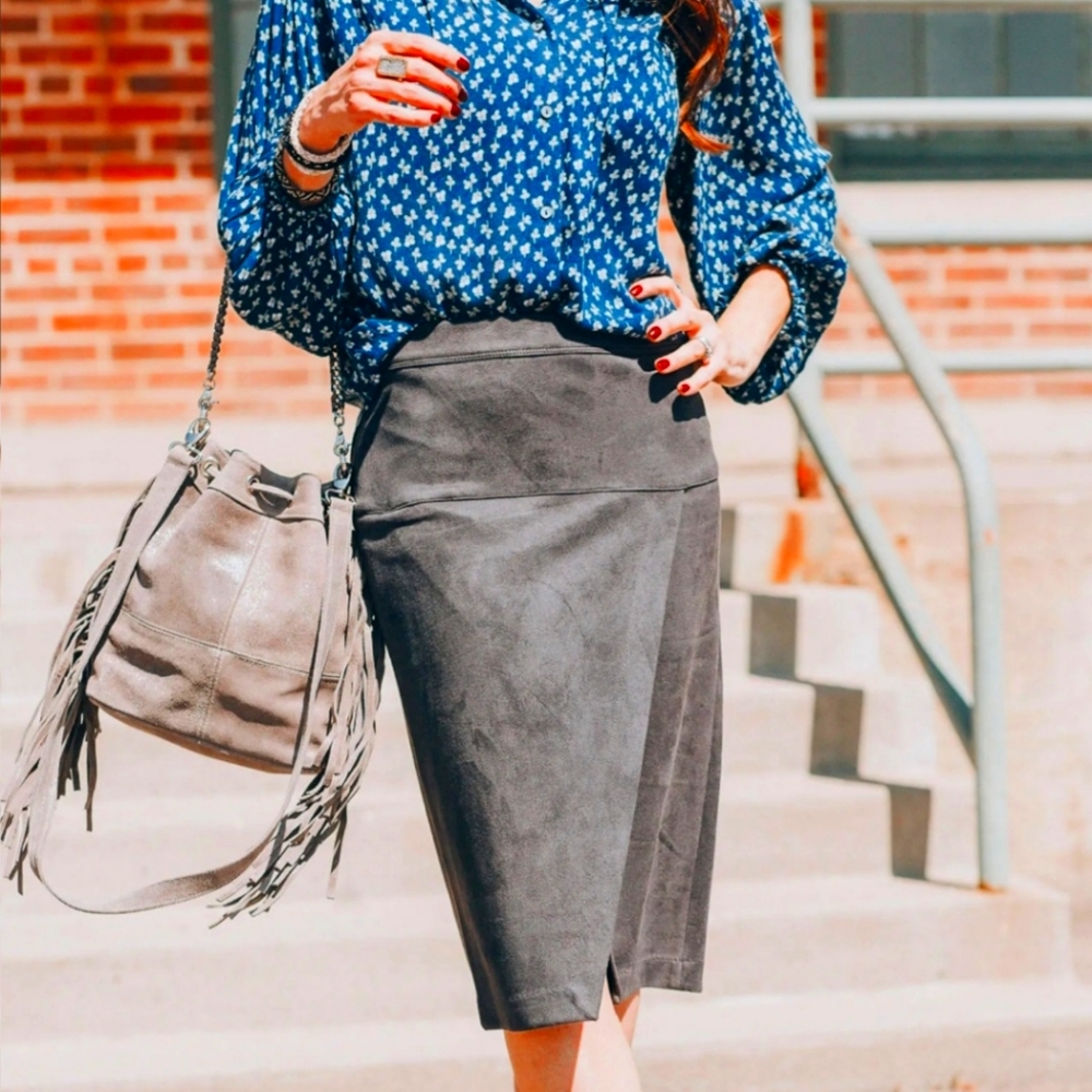 LEVEL 99 / EVEREVE VEGAN SUEDED HIGH SLIT MIDI SKIRT